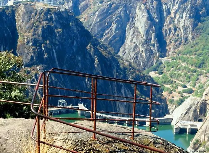 Casa El Rostro * Aldeadávila de la Ribera